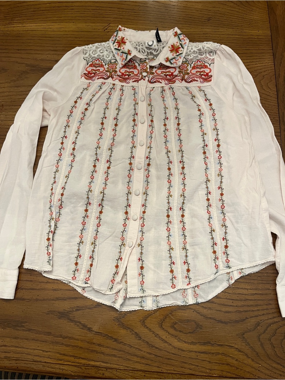 Akemi + Kin Buillon Embroidered Shirt, size 8